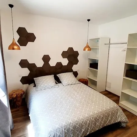 Neuf Avec Exterieur De Plein Pieds * Levie