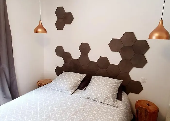 Neuf Avec Extérieur De Plein Pieds Appartement *