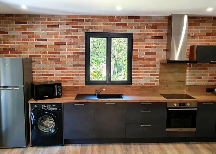 Appartement Neuf Avec Exterieur De Plein Pieds *